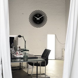 Wallity Enzoclock - S026 Reloj de pared decorativo de metal negro